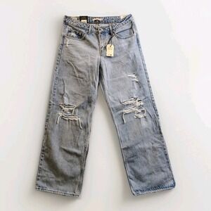 Levi's Women's Low Loose Premium Jeans 30x32 Light Wash Brand New With Tags